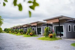 Meena Resort มีนารีสอร์ท - Ban Bang Sai