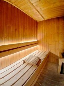 Spacious 1BR Milano by Versace in Makati