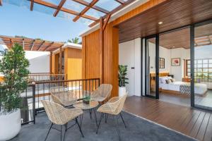 Villa Balcony Bliss Ubud By Orivista, Pool View