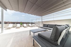Amanecer Signature Penthouse - high-end rooftop terrace - by OYOOSTAYS