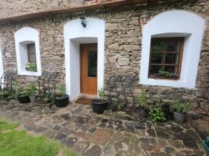 Lavender Apartment - perfect for families! - Rabyně