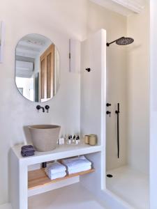 Ekos Unique Cycladic Home - Private Pool