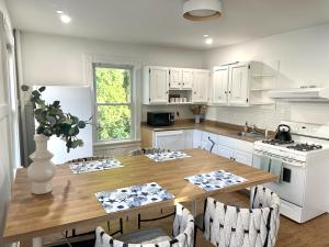 Sweet Escape, 2BR apt in BEACH community, Only 1 hr to NYC!