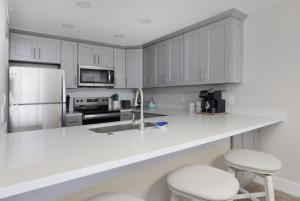 Pelicans Roost 202 condo