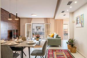 Eneas Central Heraklion Apartment with Great View