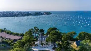 Villa Haute Guais, maison et table d'hôtes vue mer - Dinard