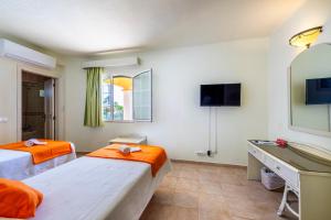 Special Offer - Double or Twin Room room in Hotel Pinhal do Sol