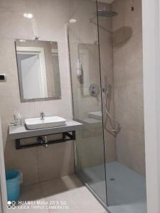 Guesthouse Central Station Group - Via Ponte Seveso 18