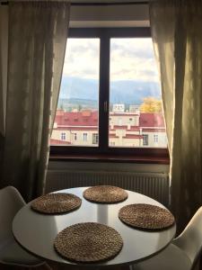 Modern flat with mountain view in city centre