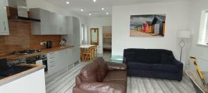 Leysdown-on-Sea - Chalet - Sleeps 6 - Seaside