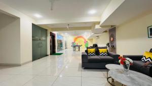 OLIVE Service Apartments Golf Course Road Gurgaon