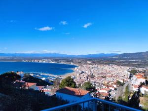 Maison vacances avec piscine commune et vue mer - 3hvězdičkové hotely ve městě Roses