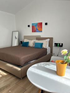 Zeta Rooms