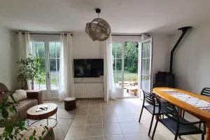 Maison Confortable en forêt près des plages Aucun voisinage - Allards