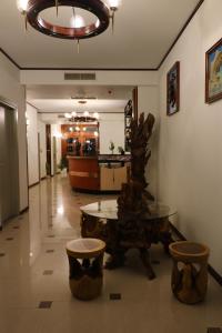 Rifat Peshkatari Hotel