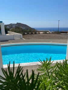 Solis Akrotiri Villa