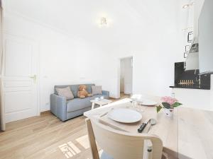 122 - Luxueux pied-à-terre parisien