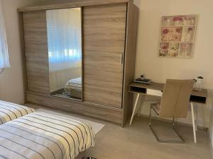 Fully furnished apartment for four people