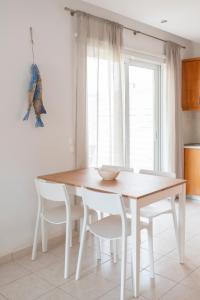 Einalia Holiday Homes by the Beach