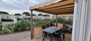 Campings Kokua Vacances presente MOBIL HOME residentiel toutes options camping 4 etoiles CANET : photos des chambres