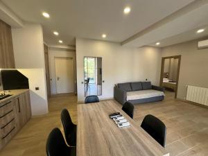 Gonio N705 Beachfront 2Bedroom apartment