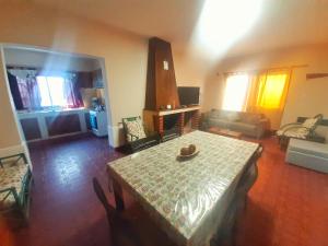 Casa Centrica 2 habitaciones con Cochera SL Cap