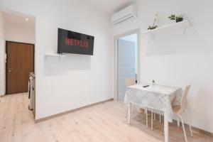 Free WiFi - Netflix - Sterpeto Elegant Suite