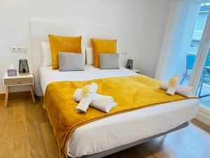 Mikain Terrace Cathedral View with Free Parking & Air Cond