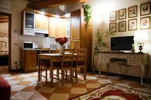 Floreal House - Classic style apartment - Crespino