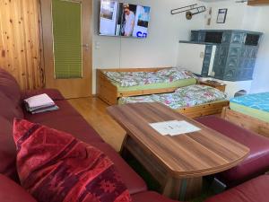 Ferienzimmer Oelhaf Zimmer mit Couch Self Check-In mit Key-Tresore