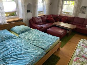 Ferienzimmer Oelhaf Zimmer mit Couch Self Check-In mit Key-Tresore