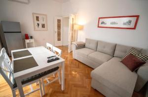 SOLEiL M Shyri Old Town Tirana