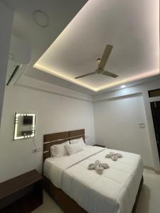 Hotel Kiwi Inn Vijaynagar Scheme 78