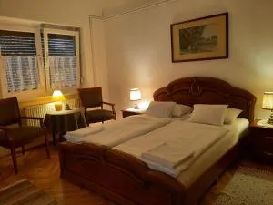 Kiskatona Vendégház - Alsórét