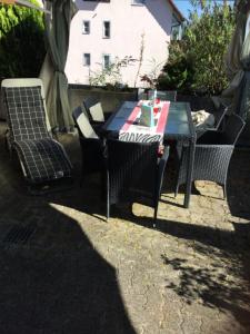 Chambre spacieuse et confortable avec écran plat