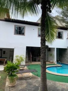 Casa com piscina na Praia do Forte - Škorak