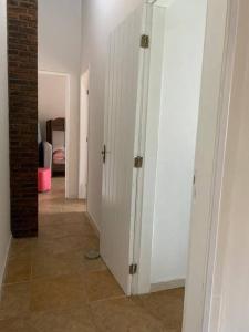 Casa com piscina na Praia do Forte