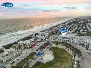 Beach and Gulf Views from the Center of Seaside! condo - 锡格罗夫海滩