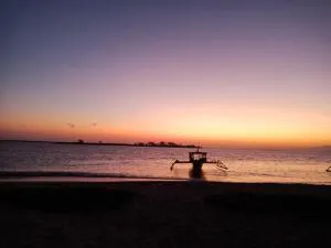 Gili Lampu Guest House - Labuhanpandan