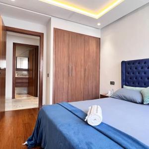 New Central Luxury 2BR 3Bath AC Terrace Garage