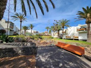 Tenerife Sunshine south apartment Beach by La Ballena