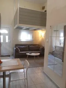 Mario's 14 - Mantoúkion