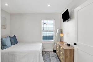 Newly Built Cottage in Downtown Mobile, Walkable!