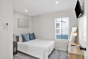 Newly Built Cottage in Downtown Mobile, Walkable!