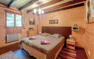 Maisons de vacances 2 Bedroom Beautiful Home In Le Menil : photos des chambres