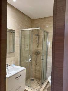 Prestigia Apartment With Pool
