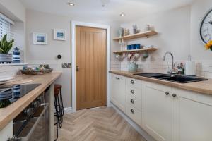 Lighthouse Cottage Unique Apartments