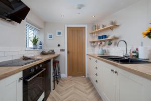 Lighthouse Cottage Unique Apartments