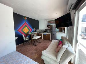 villa beach and art