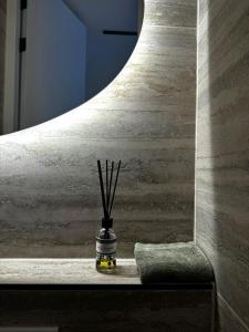 B&B Urban Oasis with Free Parking